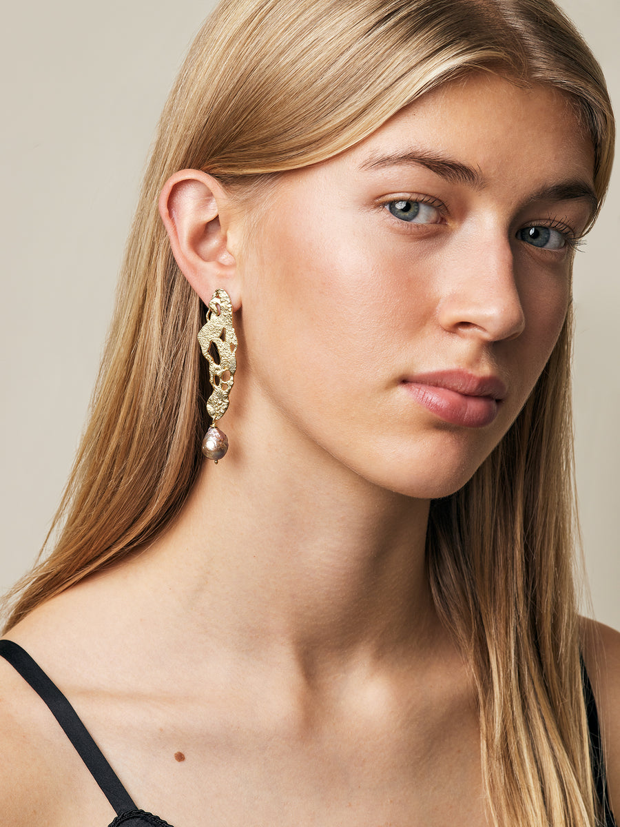 Organic Shapes - Asymmetric w. Pearl
